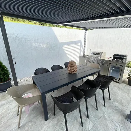 فيلة Perla Di Draga *